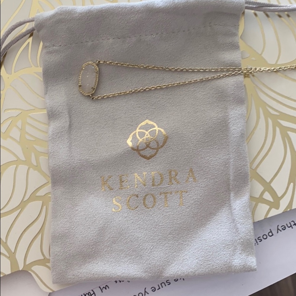 Kendra Scott Pendant Necklace In Iridescent Drusy